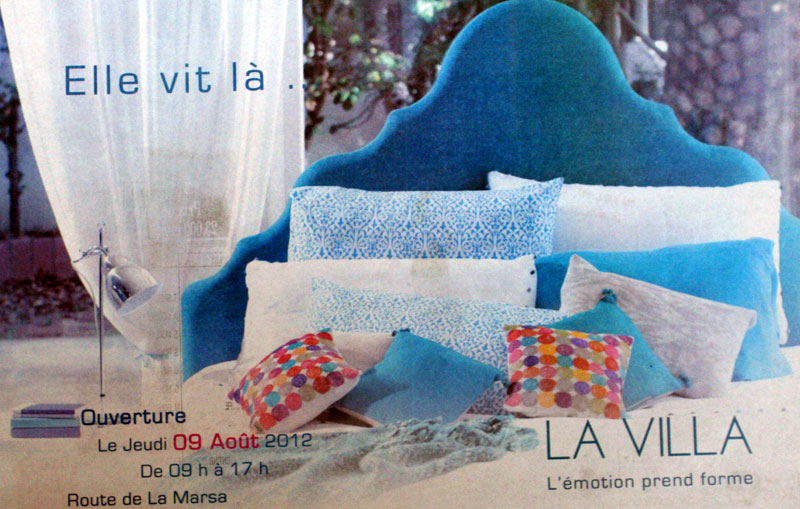 Elle vit là  ...